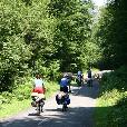 MTB_expedice/2006.07-2-Pyrenees/fotky/019-Pyrenees-prujezd_stadem_(Vasek_foto).jpg